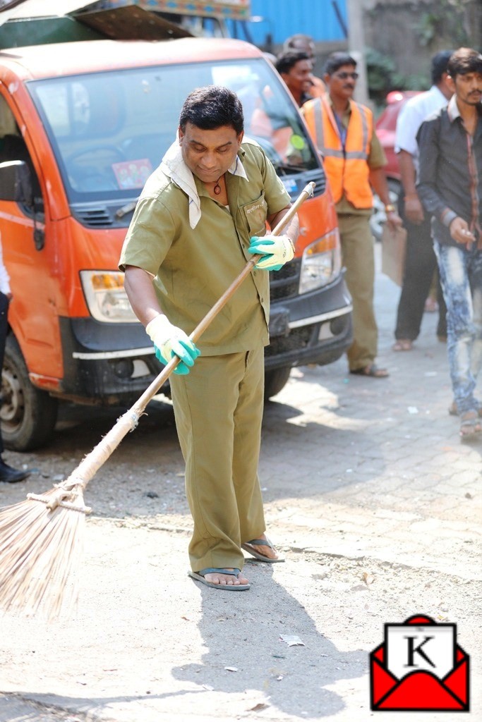 Marathi Film Nashibvaan Stars Bhau Kadam in The Role of A Sanitation Worker