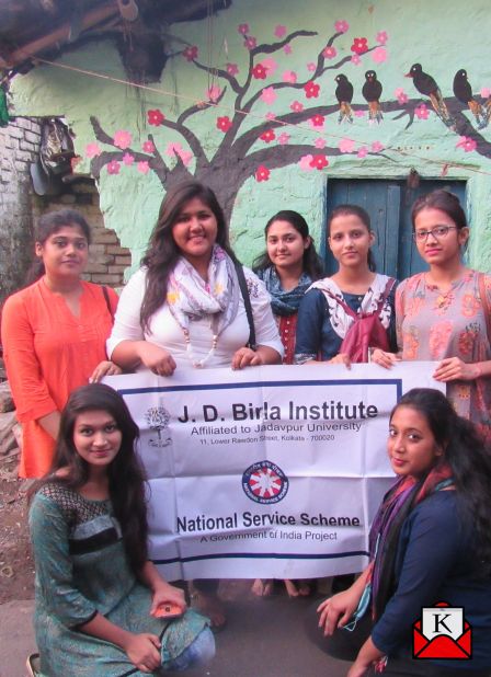 J.D. Birla Institute’s Interior Designing Students Beautified Slum Walls With Painting at Tollygunje