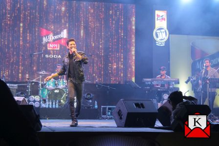 Shaan and KK Performed at No 1 Yaari Jam Concert in Kolkata