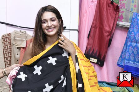 Priyanka Sarkar Graces Anander Hat Organized by Baghajatin Tarun Sangha Club