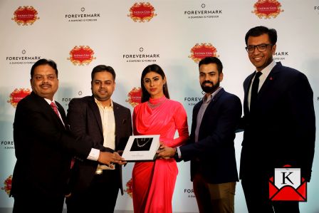 Actress Mouni Roy Graces Inauguration of Second Forevermark Boutique