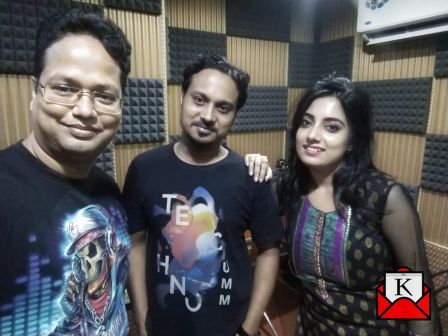 Sujit Saha and Kaushani Ghosh’s Song Bondhutter Haath To Release in Pujo