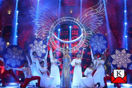Urmila Matondkar and Jisshu Perform Uttam-Suchitra Song on Dance Dance Junior Season 2