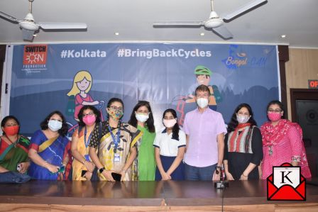 Art Exhibition Cycling And Clean Air Inaugurated; Students Request For Safe Cycling Corridors To Bengal CM