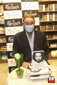 Kabir-Bedi-Book-Signing