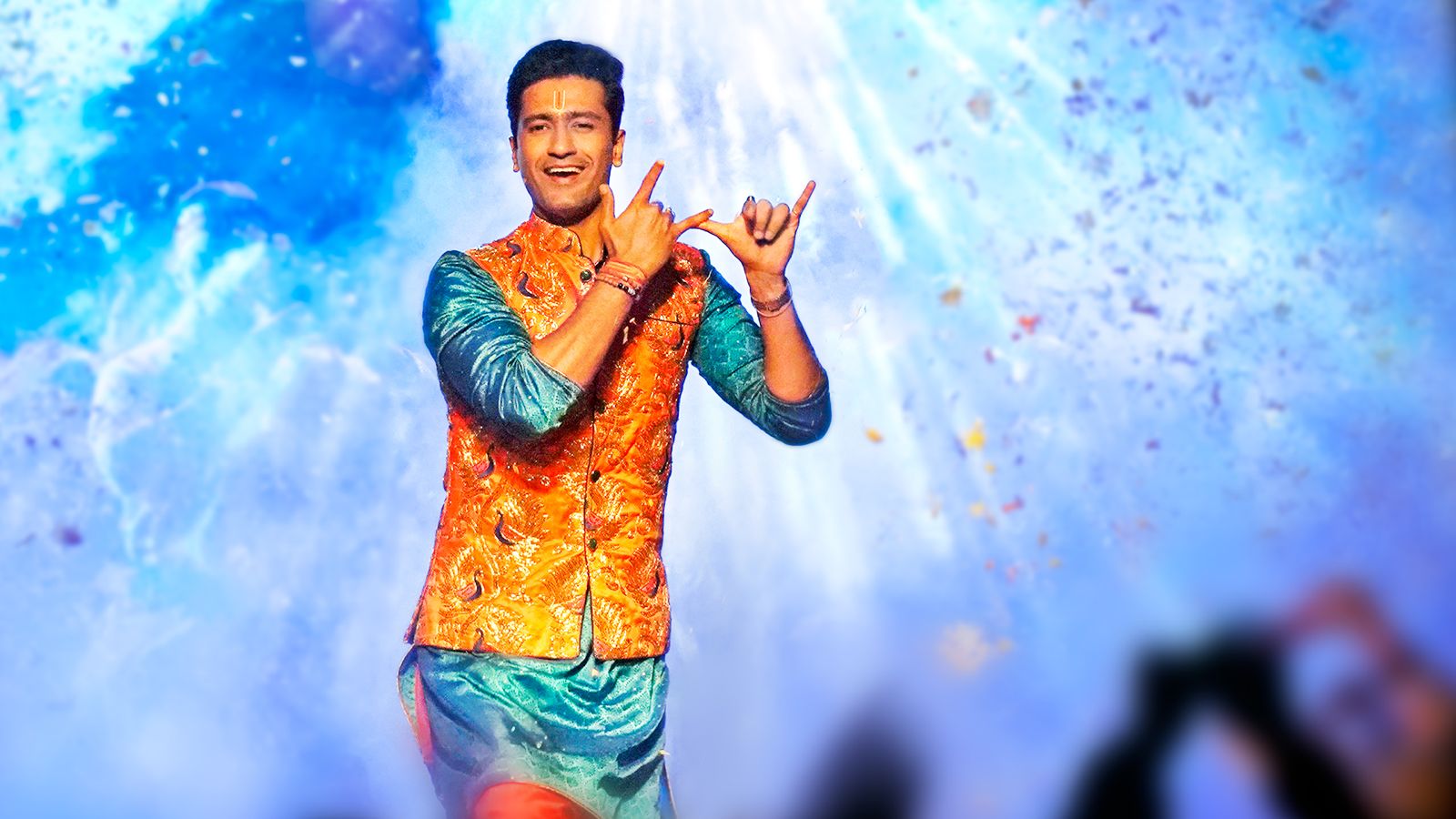 Vicky Kaushal To Mesmerize Audiences As Singer Bhajan Kumar In The Great Indian Family