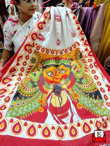 Complete Your Pujo Shopping At Elo Uma Barite