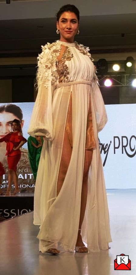 Godrej-professional-show