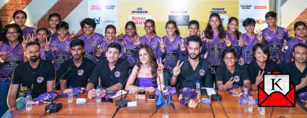 A Special Jersey Launch Of Murshidabad Kings & Kueens