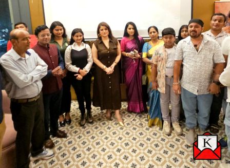 Srabanti Looks Beautiful At Trailer Launch Of Daanter Lorai