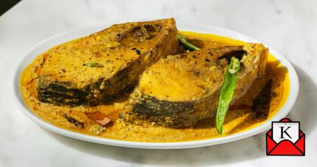 Taste Special Hilsa Delicacies At The Darjeeling Lounge