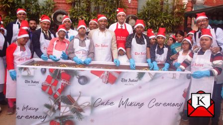 Specially Challenged Individuals At The Astor’s Unique Cake Mixing