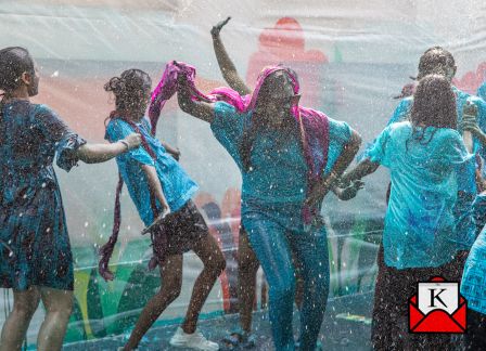 Vibrant Color & Great Music At The Rain Dance 4.0