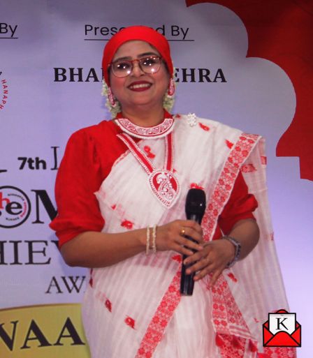 Shagufta-Hanaphie 7th-Inspiring-Women-Achievers-Awards