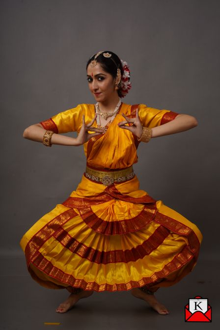 Amrita-Chattopadhyay Anumaner-Bhittite