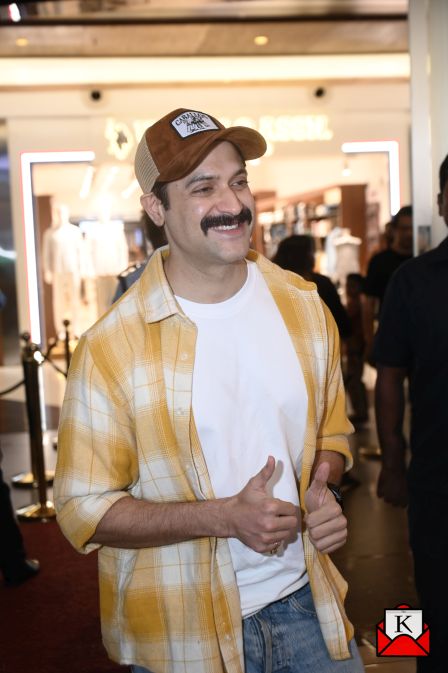 Vikram-Chatterjee Saptadingar-Guptodhon-Premiere