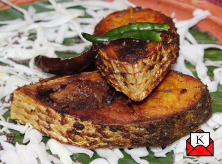 Na-Na-Rupe-Pujor-Aahar Golden-Tulip-Kolkata