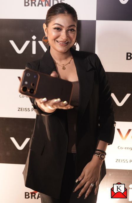 Rooqma-Ray Vivo-New-Smartphone-Launch