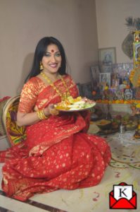 lakshmi-puja-of-celebrities