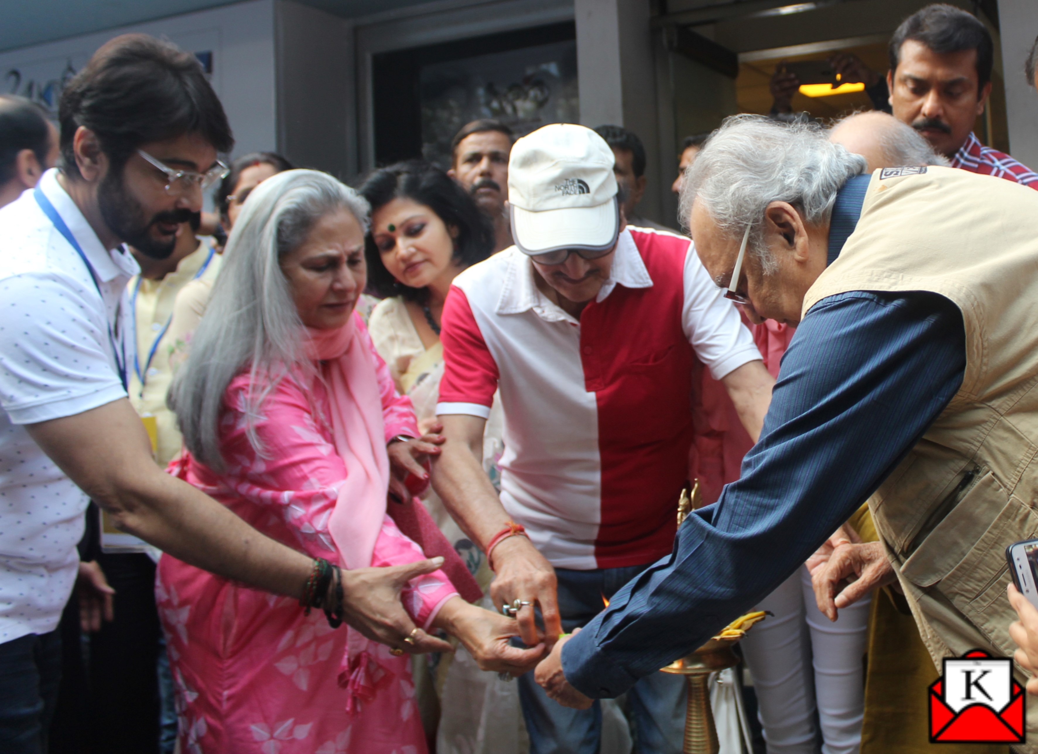 An Exhibition on 100 Years of Bengali Cinema Inaugurated by Jaya Bachchan and Soumitra Chatterjee