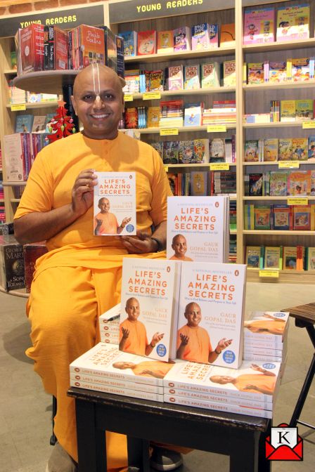 Book Launch of Life’s Amazing Secrets at Starmark