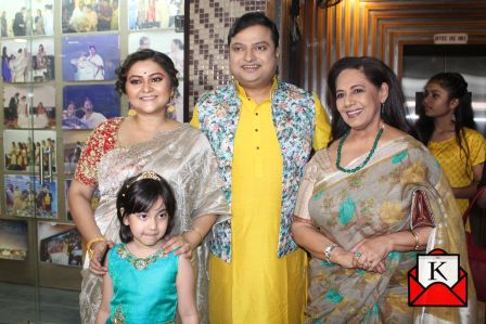 Premiere of Bengali Film Mukherjee Dar Bou at Nandan 1