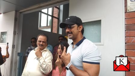 Eminent Tollywood Celebrities Cast Their Votes in Kolkata