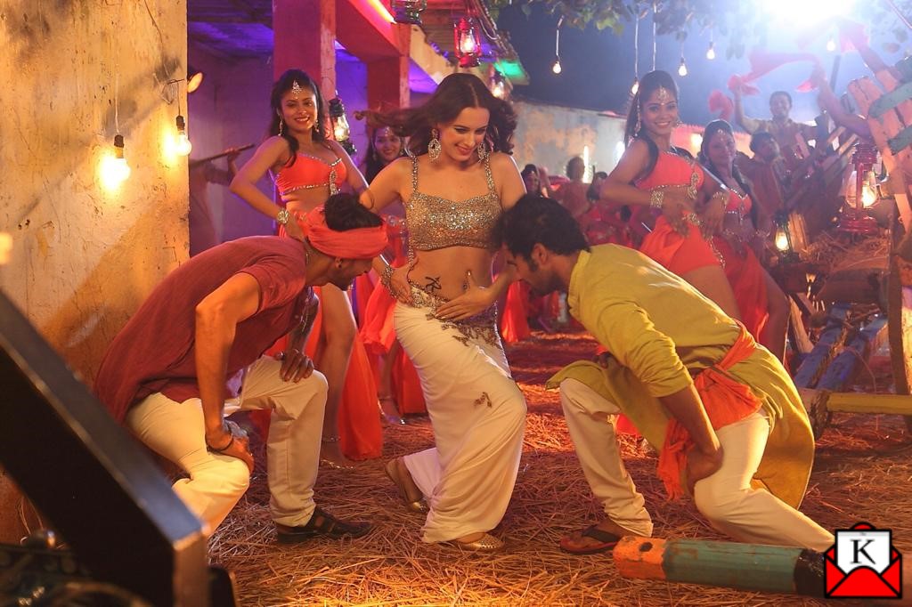 Actress Evelyn Sharma Turns Item Girl For Song Bubbli For Film Kissebaaz