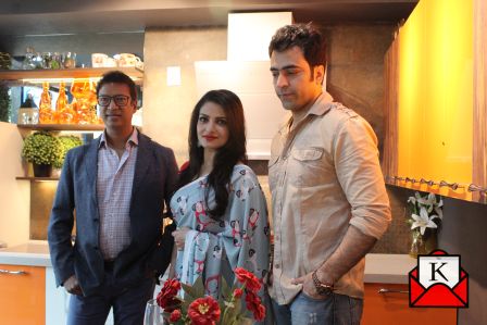 Abir Chatterjee and Tonushree Chakraborty Inaugurates 25th Showroom of Kutchina