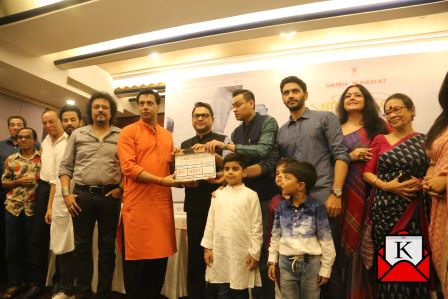 Madhur Bhandarkar Graces Subh Mahurat of Bengali Film Avijatrik