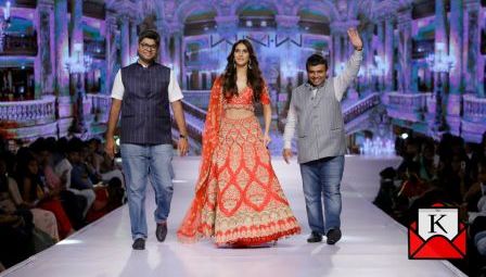 Vaani Kapoor Walks As Showstopper For Kolkata Fashion Expo