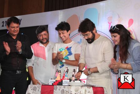 Life Size Statue of Prosenjit Chatterjee Unveiled at His Birthday Celebrations