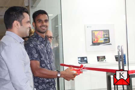 Tennis Player Sumit Nagal Inaugurated iDestiny Store at Avani Mall, Howrah