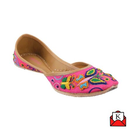 Put Your Best Foot Forward With Metro Shoes This Durga Puja