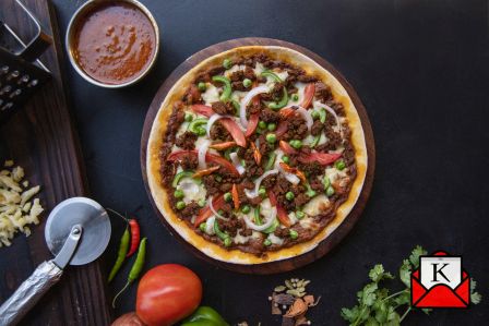 Delivery-Only Brand Curry & Crust: Tandoori Pizza Launched
