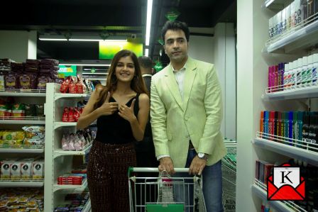 Abir And Madhumita Inaugurate Supermarket Chain Daylis; Get Delivery Of Goods Within An Hour With Daylis