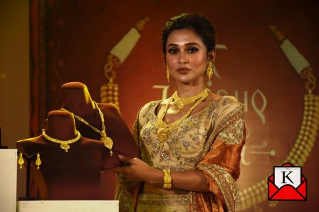 Mimi Chakraborty Unveils Tanishq’s Pujo Special Collection-Shaaj