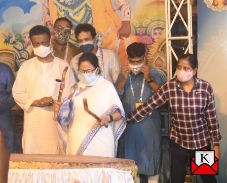 Bhowanipur 75 Palli Durga Puja Inaugurated By Chief Minister Mamata Banerjee