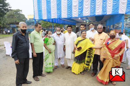 Realtech Nirman Organized Pujo Porikroma For Senior Citizens On Maha Panchami