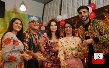 Celebrities Grace The First Cake Mixing Ceremony Of The Yellow Turtle