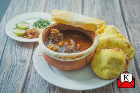 Head To Aminia To Enjoy Nalli Nihari With Taftan And Gajar Ka Halwa