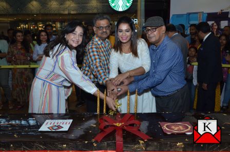 Iman Chakraborty Graces 15th Anniversary Celebration Of Mani Square