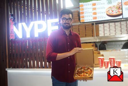 Gorge Into Authentic New York-Styled Pizza At New York Pizza Factory, Forum Mall