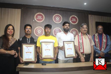 Rakshak Foundation Felicitated Three On-Parole Employees