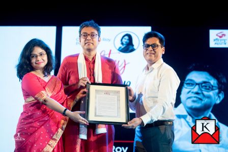 Anupam Roy Received Kobitay Kathalap Samman