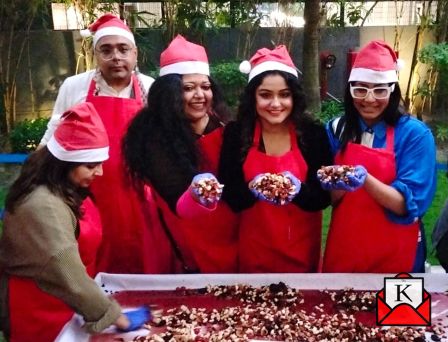 Cake Mixing Ceremony Organized At ibis Kolkata To Usher In Festive Spirit