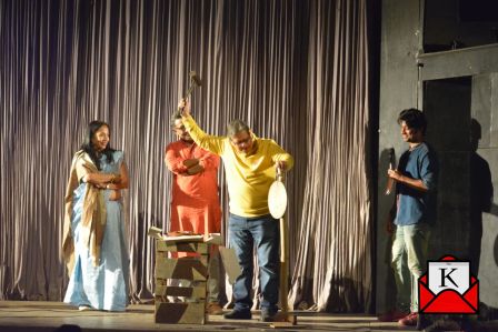 Great Ending To 2022 With Night-Long Theatre Festival Ichheymoto Parbon