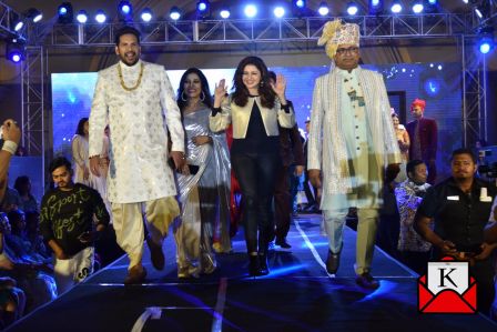 Bhagyashree Walks The Ramp For Wedding And Summer Collection