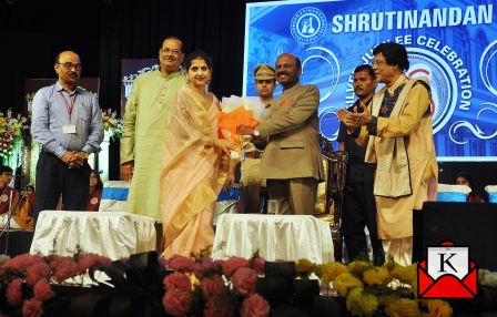 Special Cover Of Shrutinandan Released On 25 Years Completion