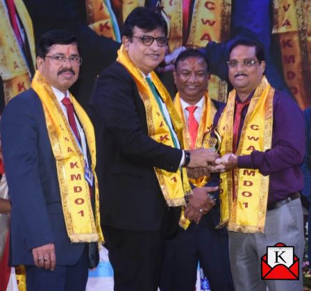 Best Life Insurance Agents Honored At Guru Shishya Sammelan